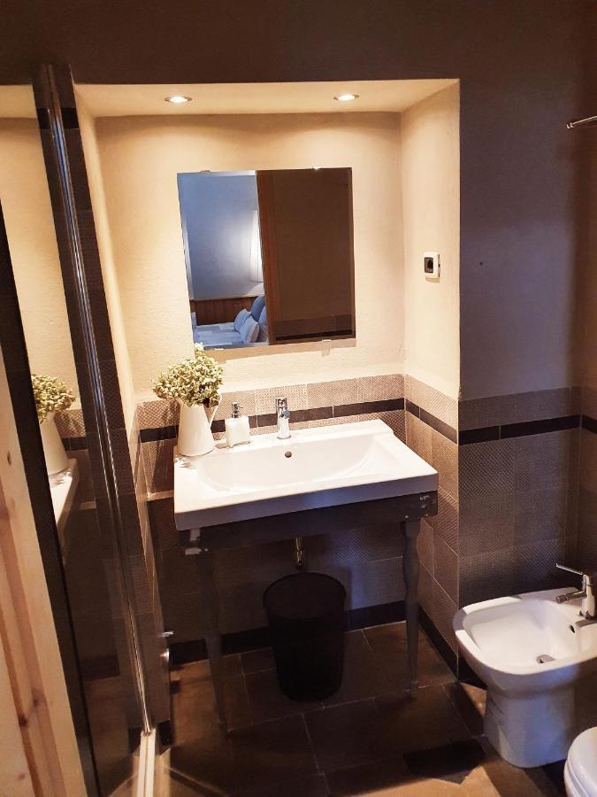 B&B Della Spiga Корсико Екстериор снимка